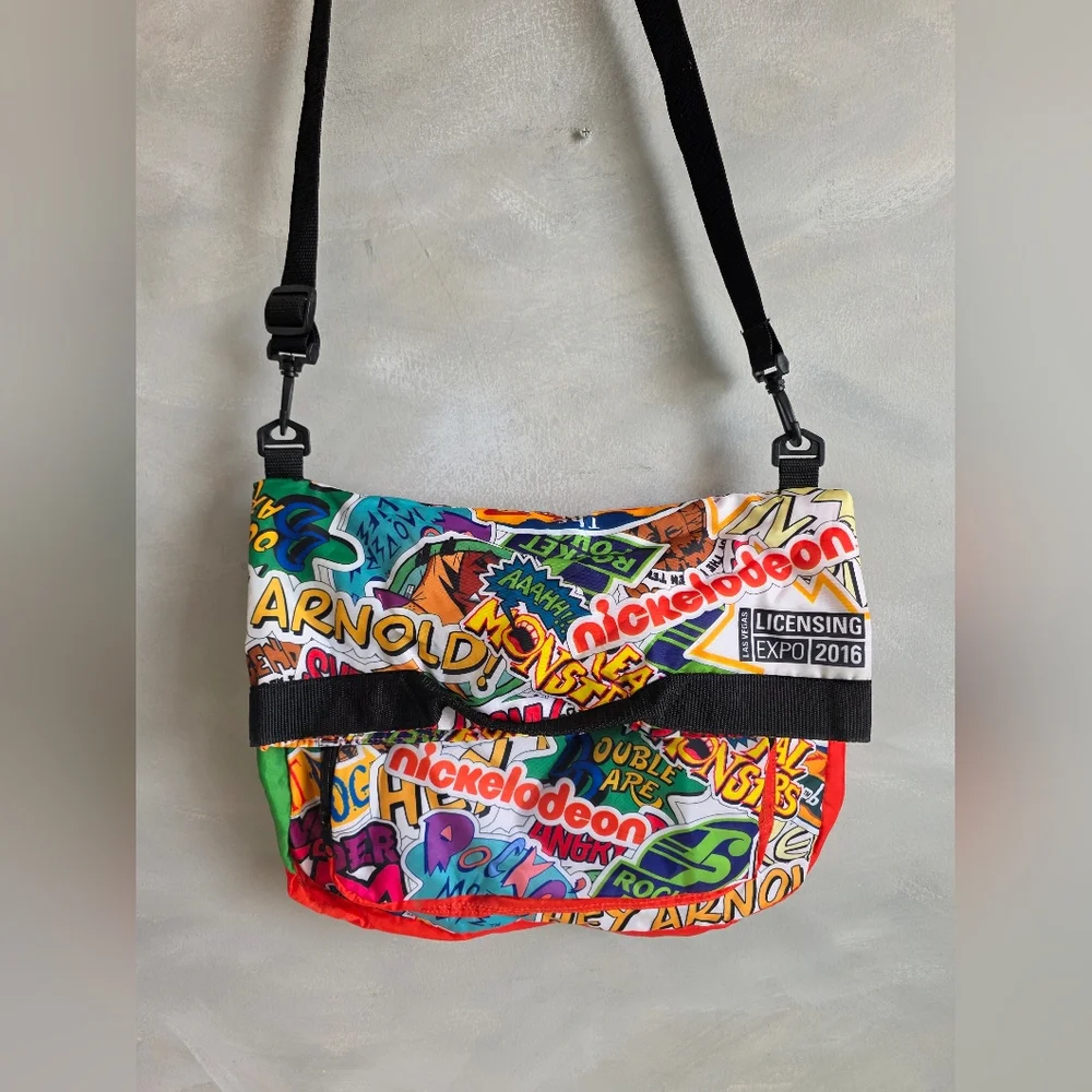 Nickelodeon Collage Messenger Crossbody Bag 2016 Las Vegas Expo 19x16 Foldover